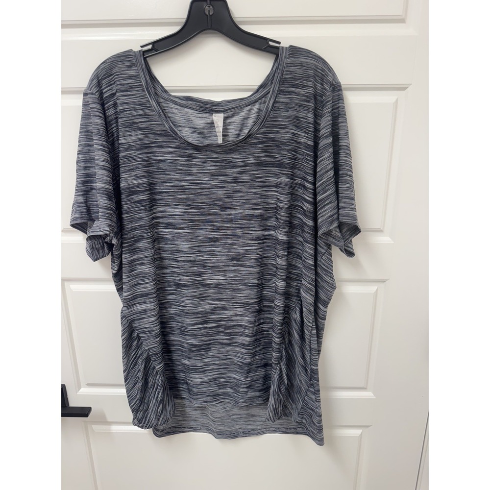 Bally Total Fitness Women 2X Gray Marbled Ruched Side Panel Athletic Top